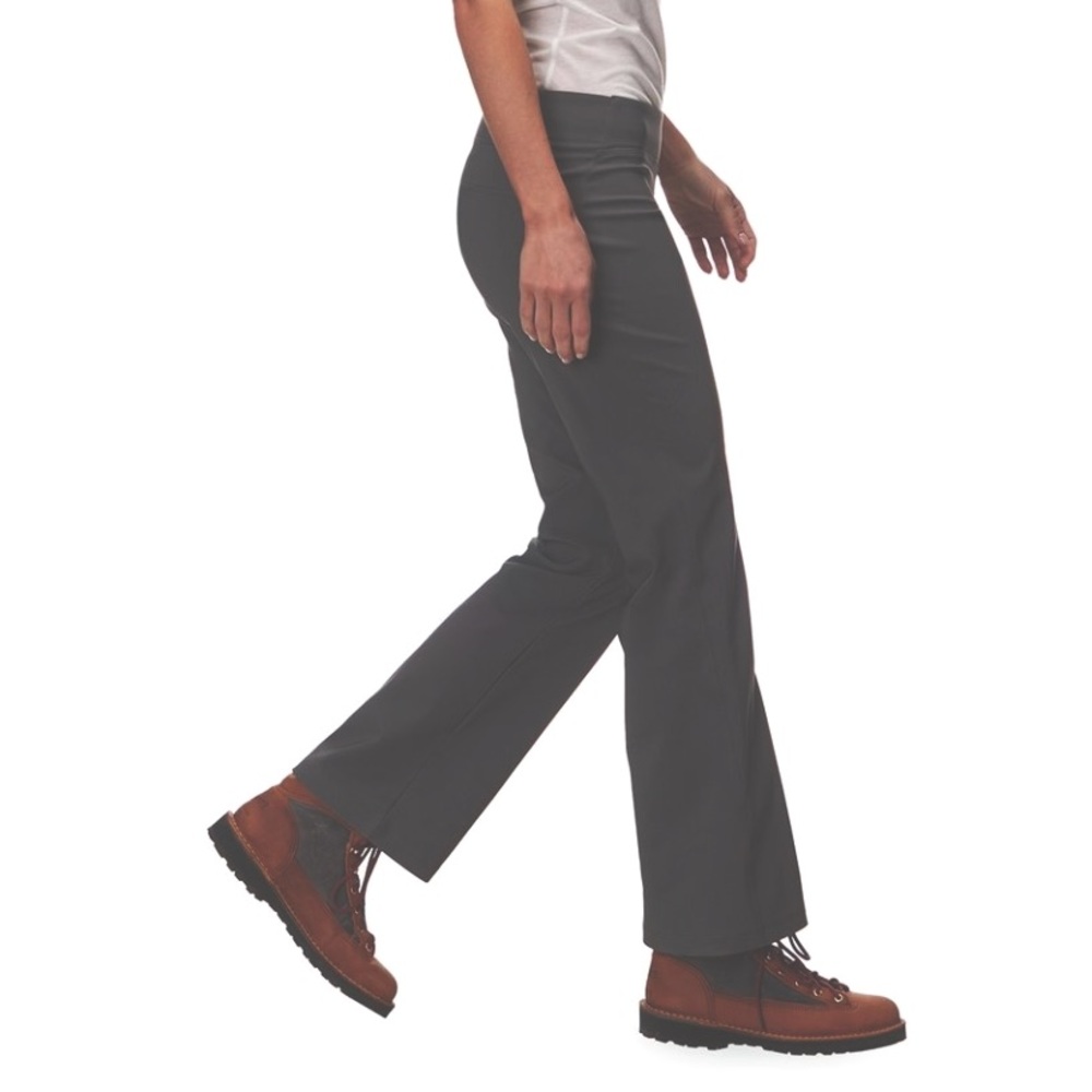 Columbia Women's Back Beauty Straight Leg Pant